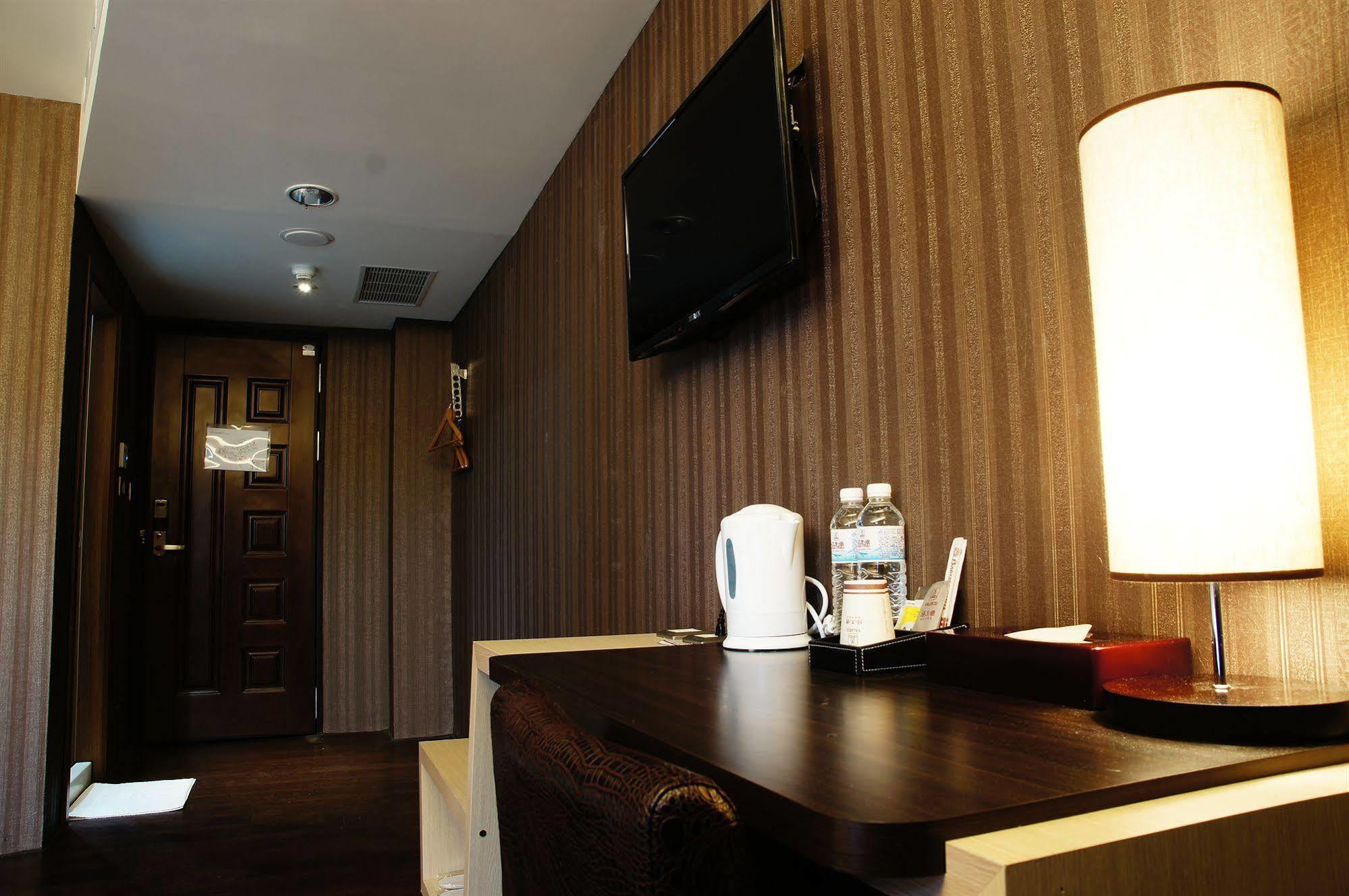 Talmud Business Hotel - Zhongshan Taichung Exterior foto